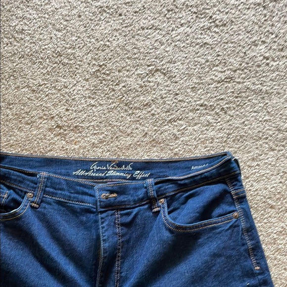 Gloria Vanderbilt Deep Blue Denim Jeans Amanda - Picture 2 of 4